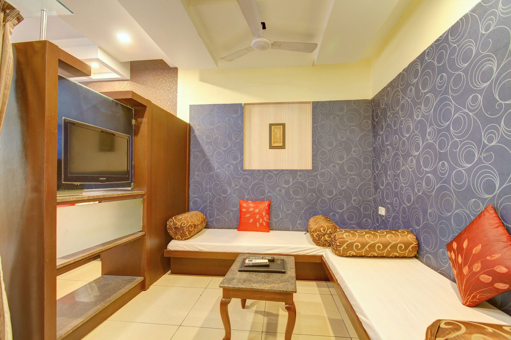 Hotel Oyo 4895 Abi Krishna Pondicherry Exterior foto